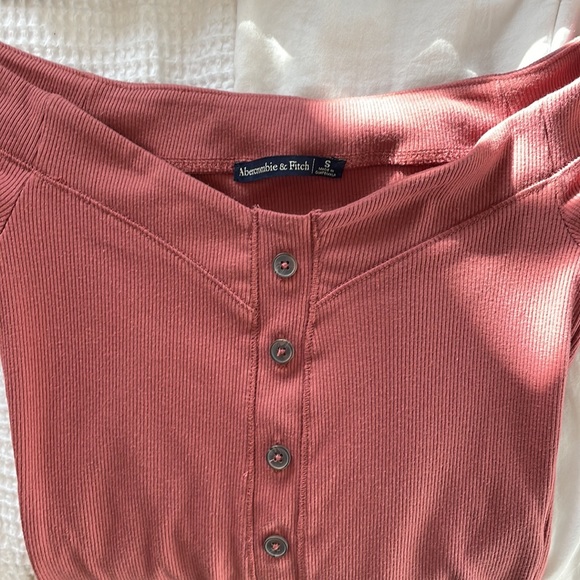 Off shoulder top - Picture 2 of 2